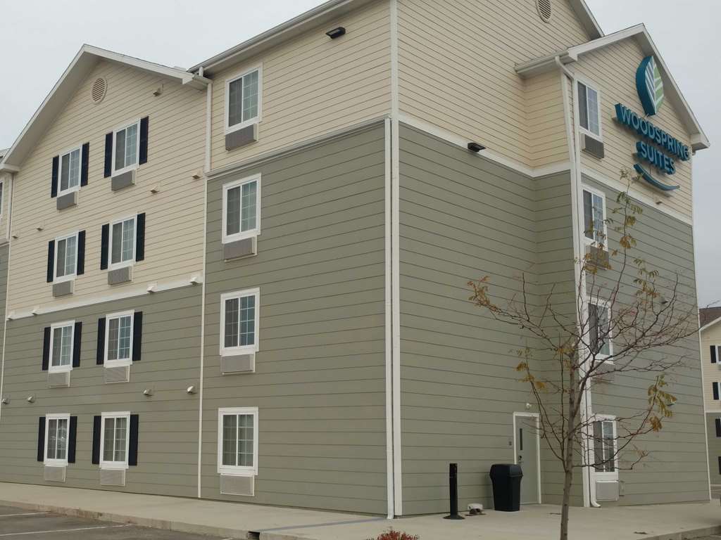Woodspring Suites Williston Extérieur photo