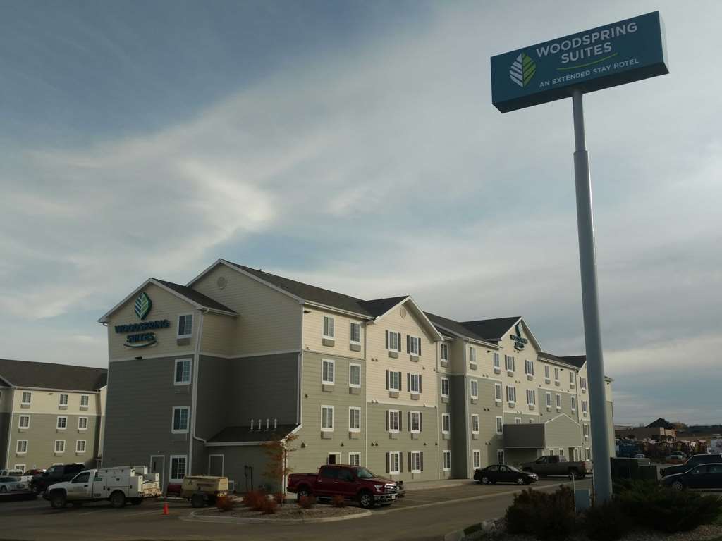Woodspring Suites Williston Extérieur photo