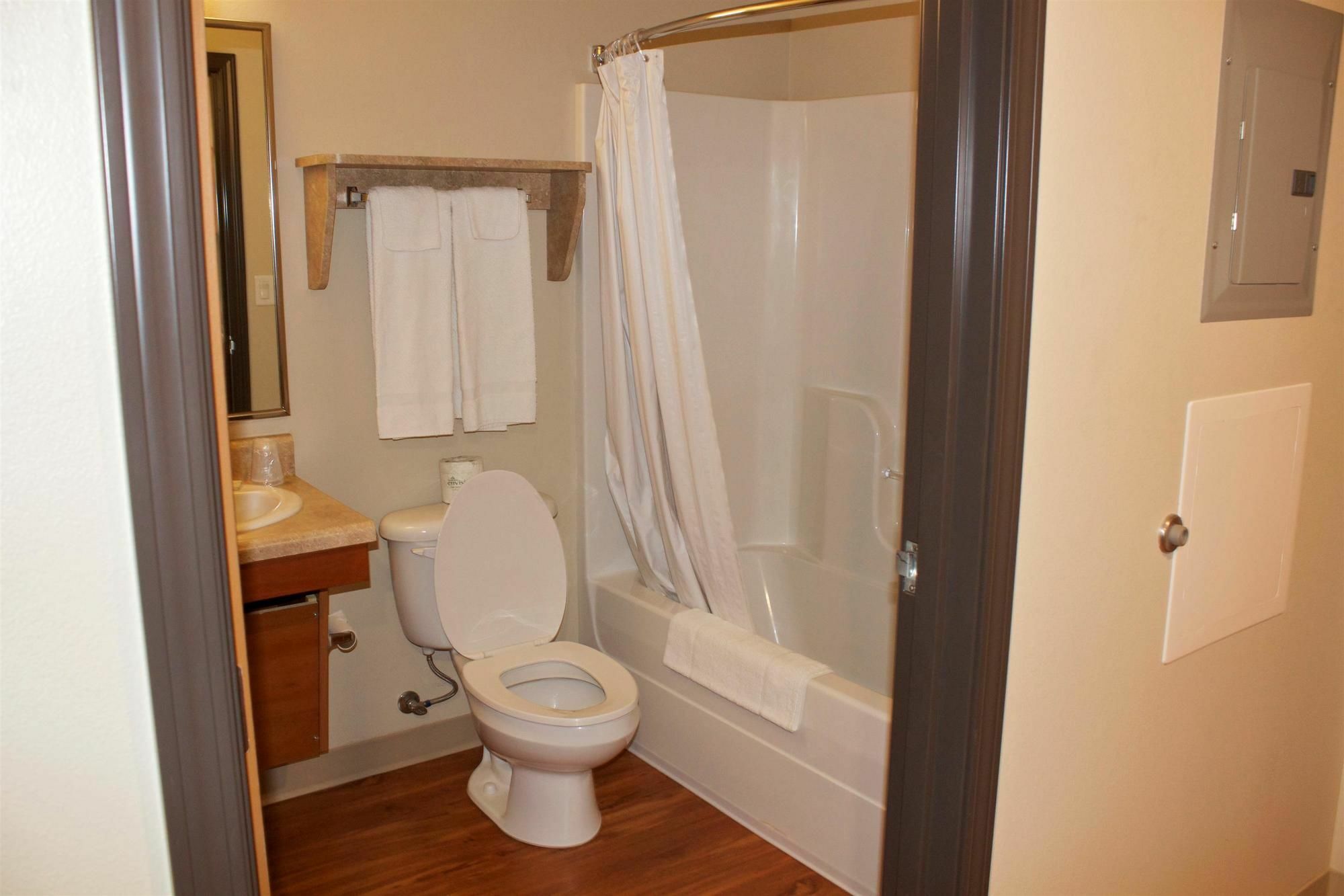 Woodspring Suites Williston Extérieur photo
